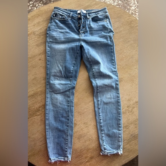 Judy Blue High Rise Skinny Jeans Size 9/29 Button Fly Raw Hem - Picture 2 of 7